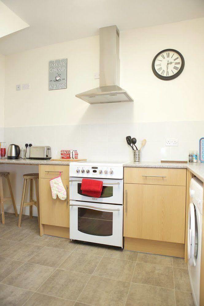 Bristol Serviced Lets - 152/154 Bath Road المظهر الخارجي الصورة